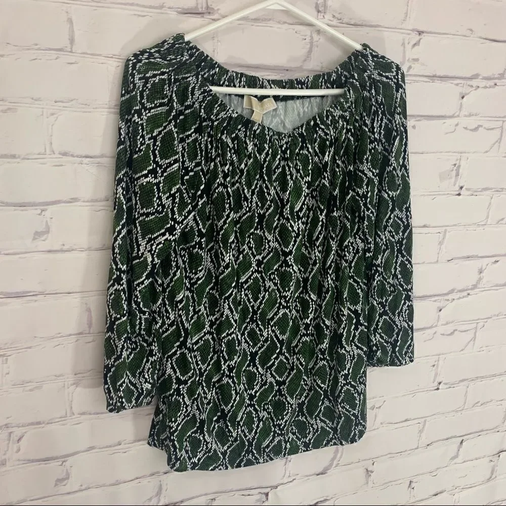 ‎Michael Kors XS or small top - BNWT!